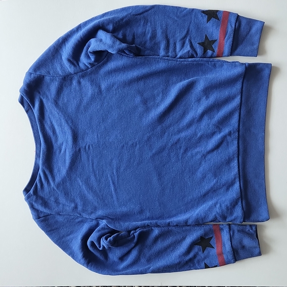 H&M Divided Blue Mickey Mouse Sweatshirt - Picture 4 of 4
